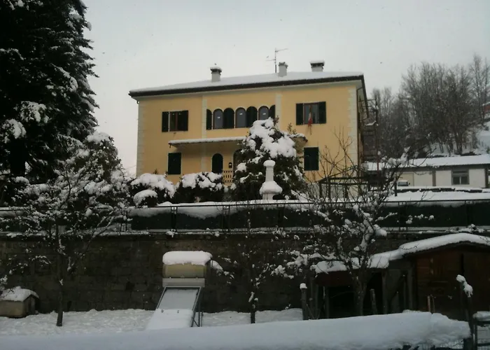 Lägenhet Taro Santa Maria del Taro